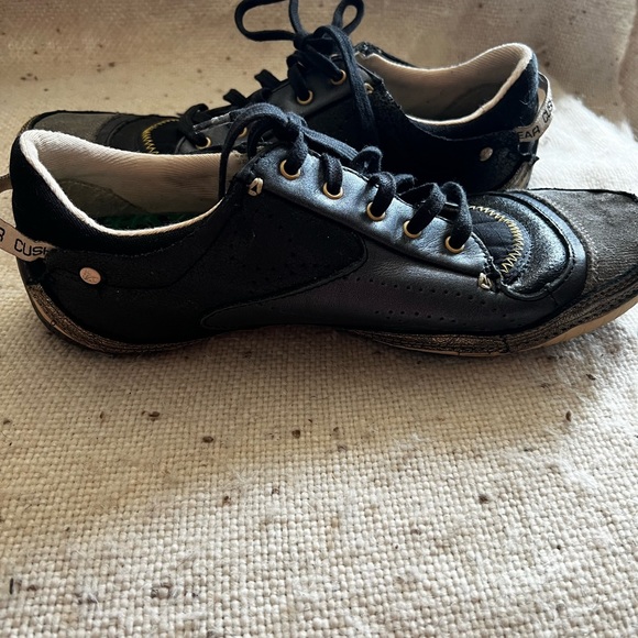 Black and Gold Cushe Sneaks - Picture 6 of 11